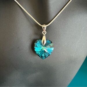 Beautiful Swarovski Element blue crystal heart on with Sterling Silver Chain